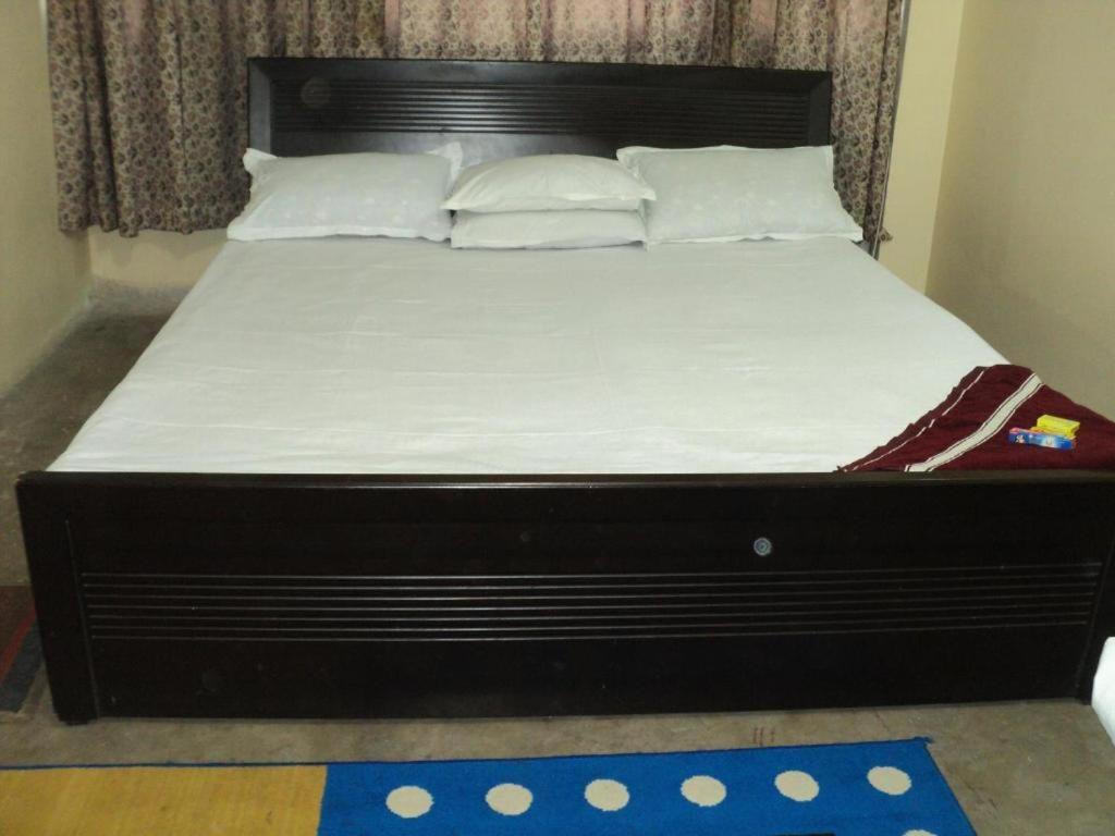 Royal Paying Guest Hotel Calcutta Buitenkant foto