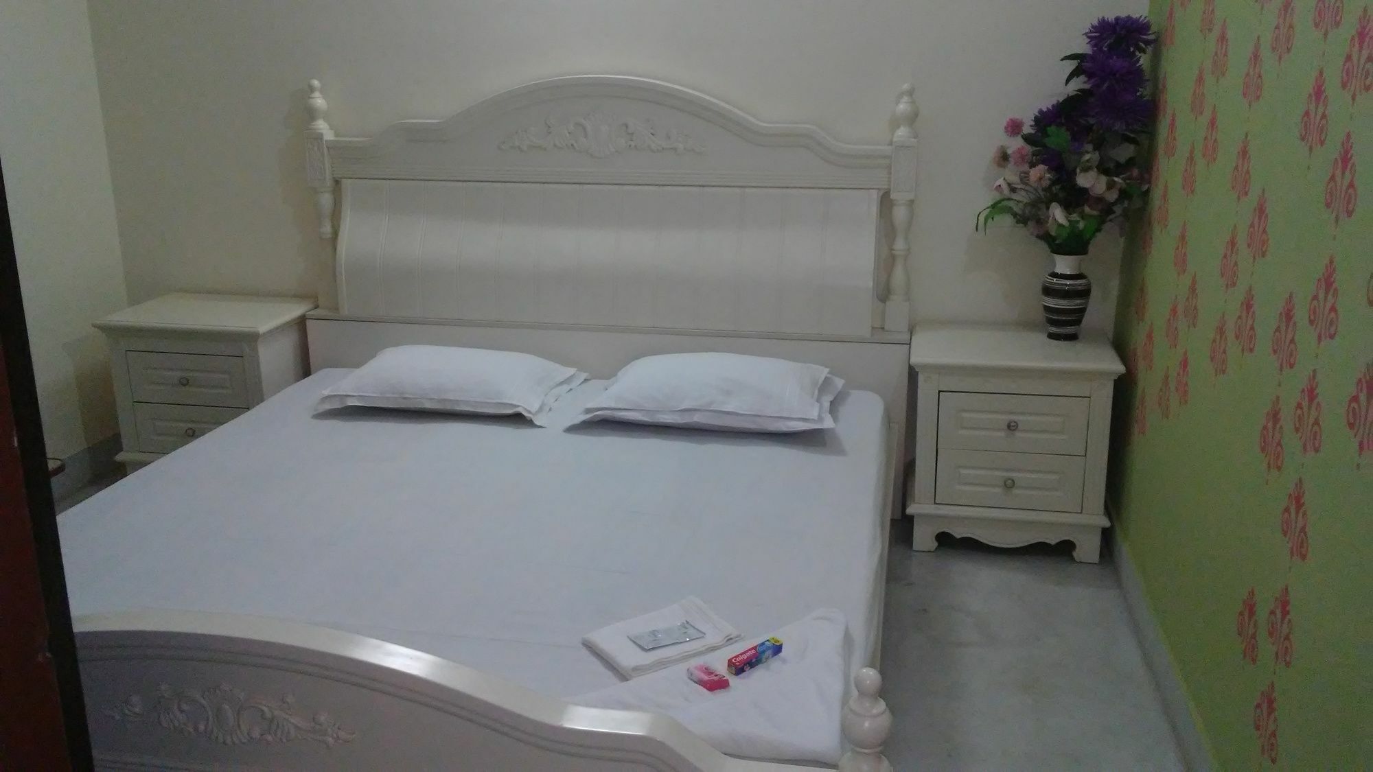 Royal Paying Guest Hotel Calcutta Buitenkant foto